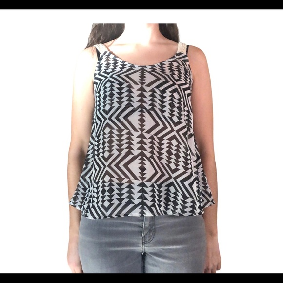 Tribal tank top - Picture 2 of 4